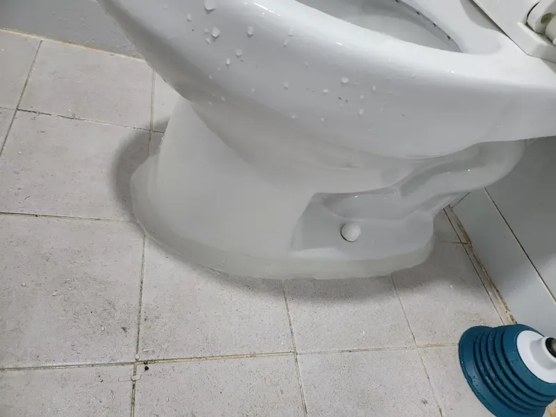 구미 변기막힘 작업사례 2
